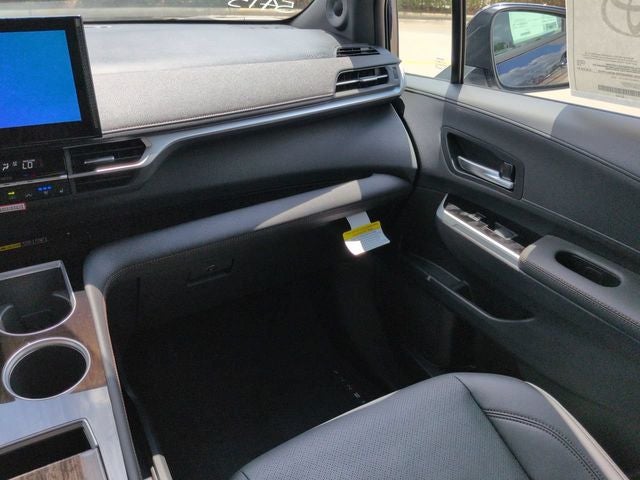 2026 Toyota Sienna Limited 7 Passenger