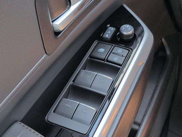 2026 Toyota Sienna Limited 7 Passenger