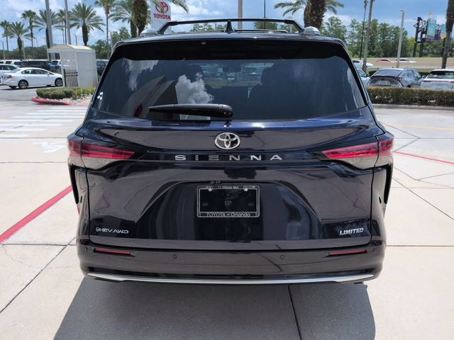 2026 Toyota Sienna Limited 7 Passenger