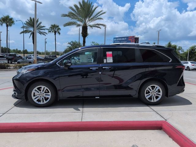 2026 Toyota Sienna Limited 7 Passenger