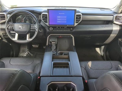 2024 Toyota TUNDRA 4X4 SR5