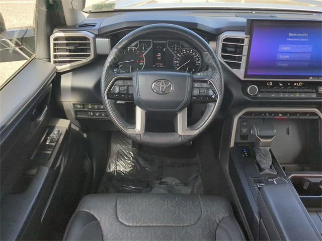 2024 Toyota TUNDRA 4X4 SR5