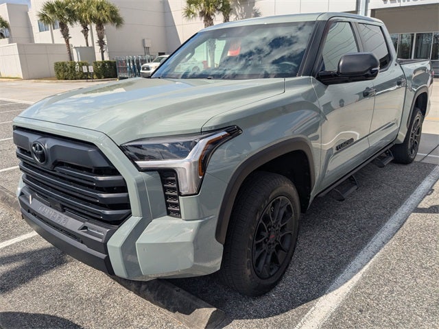 2025 Toyota TUNDRA 4X4 SR5