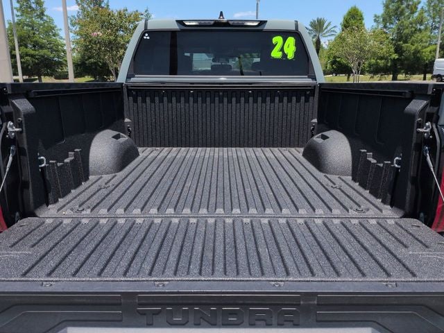 2024 Toyota TUNDRA 4X4 SR5