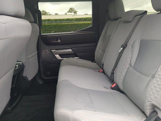 2025 Toyota TUNDRA 4X4 SR5