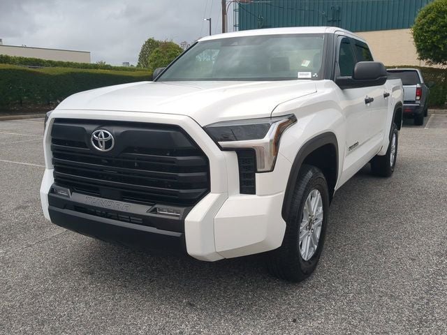 2025 Toyota TUNDRA 4X4 SR5