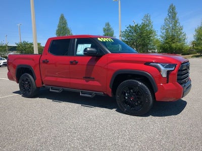 2025 Toyota TUNDRA 4X4 SR5