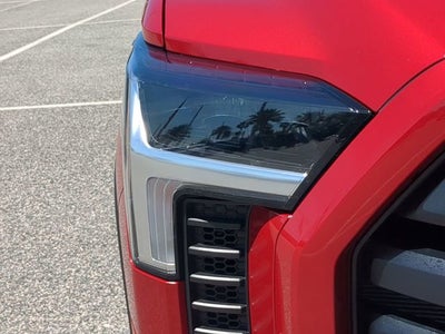 2025 Toyota TUNDRA 4X4 SR5