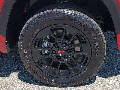 2025 Toyota TUNDRA 4X4 SR5