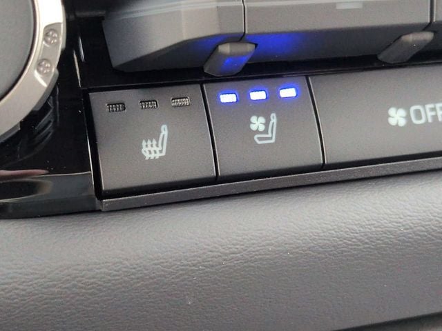 2026 Toyota Tundra i-FORCE MAX Platinum i-FORCE MAX