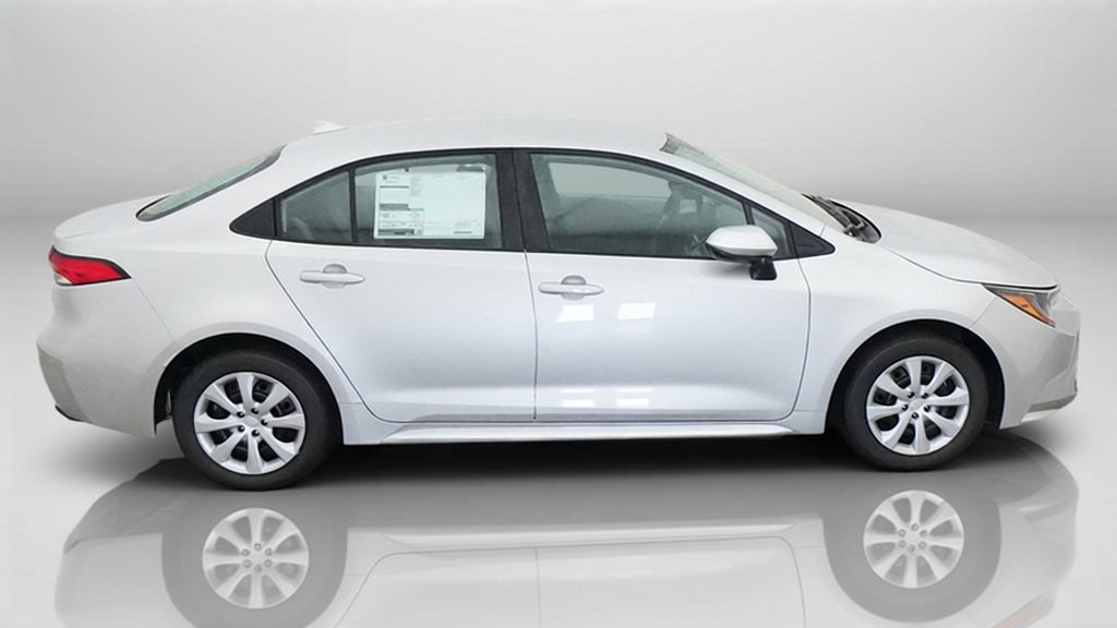 2027 Toyota Corolla LE