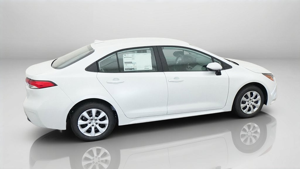 2027 Toyota Corolla LE