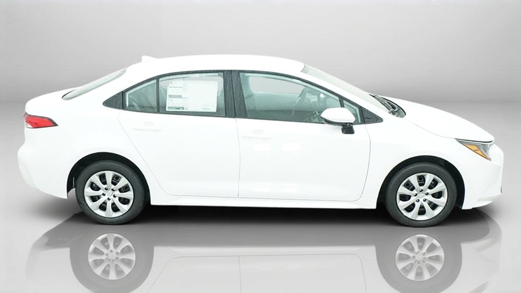 2027 Toyota Corolla LE