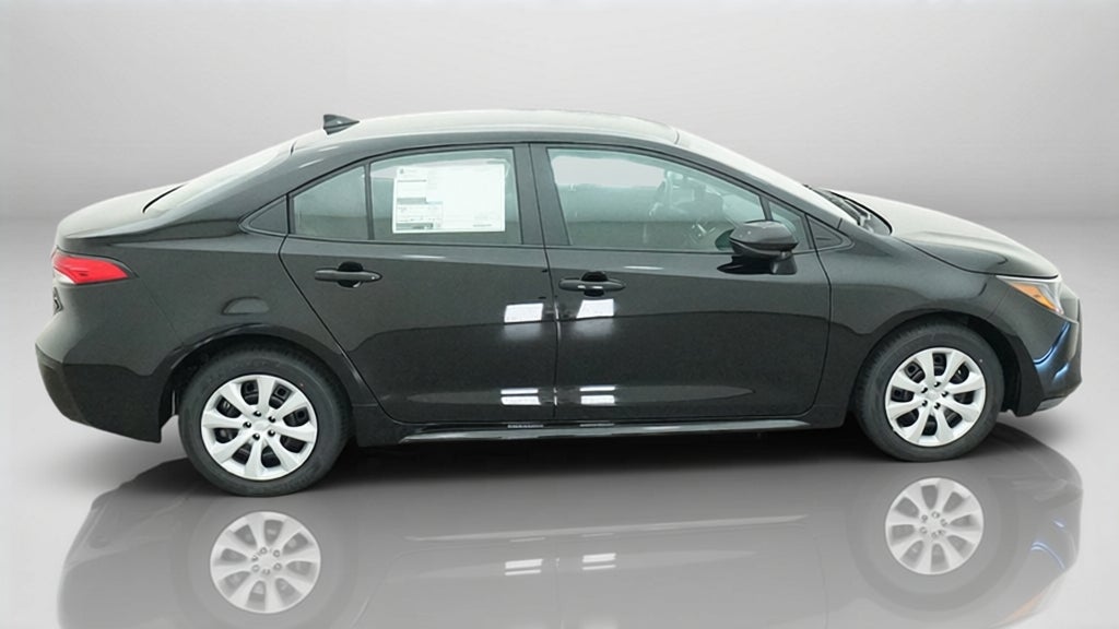 2027 Toyota Corolla LE
