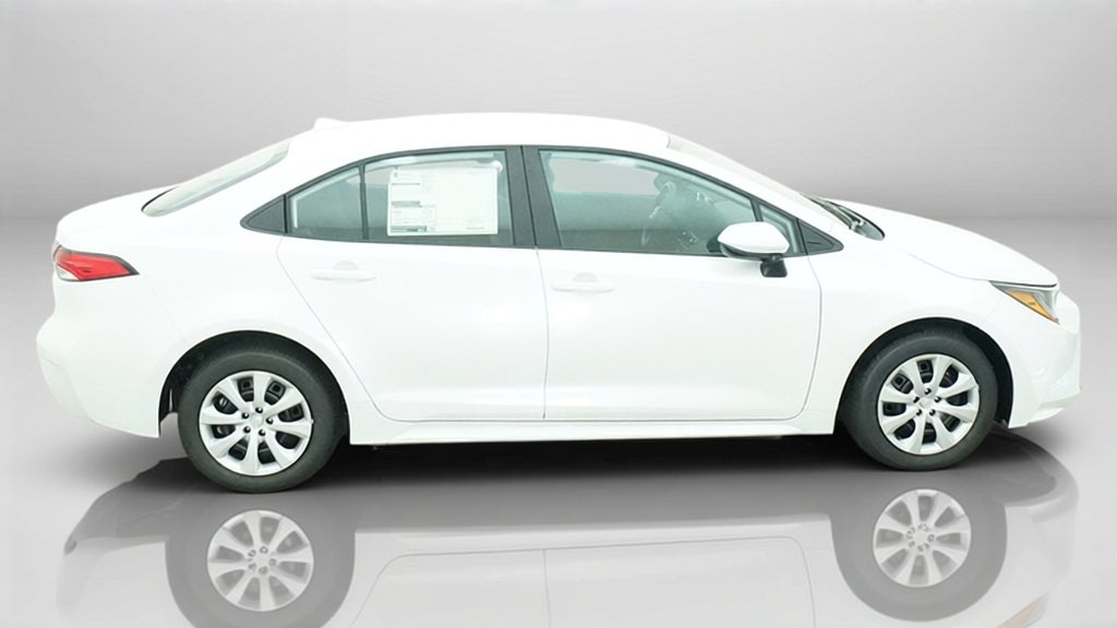2027 Toyota Corolla LE