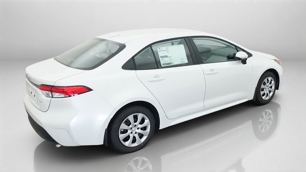 2027 Toyota Corolla LE