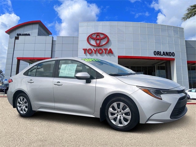 2025 Toyota COROLLA LE