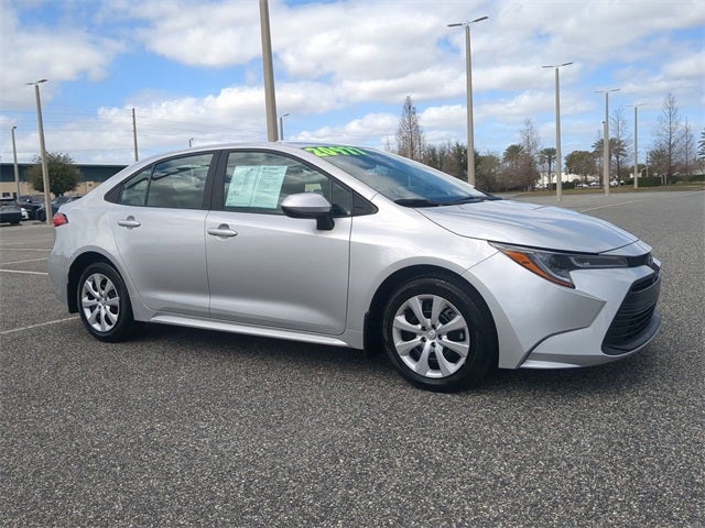 2025 Toyota COROLLA LE