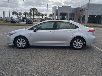 2025 Toyota COROLLA LE