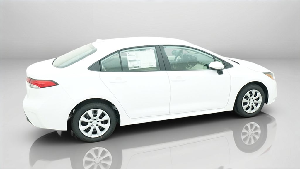 2027 Toyota Corolla LE