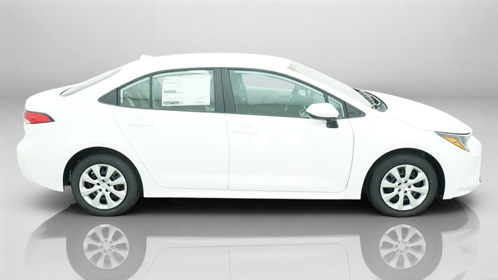 2027 Toyota Corolla LE