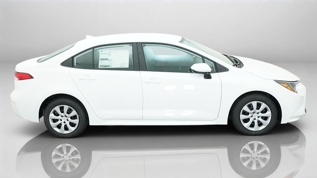 2027 Toyota Corolla LE