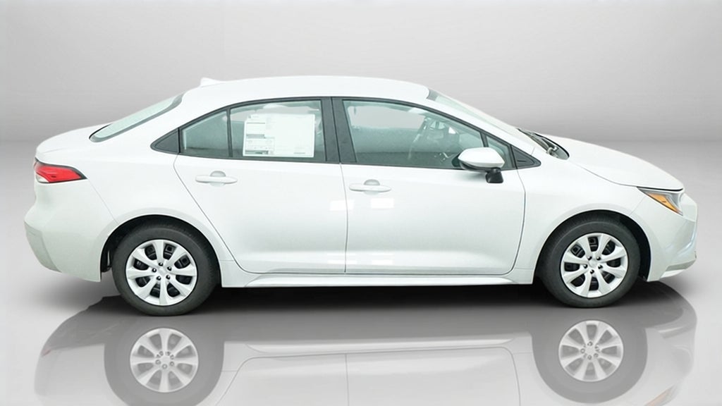2027 Toyota Corolla LE