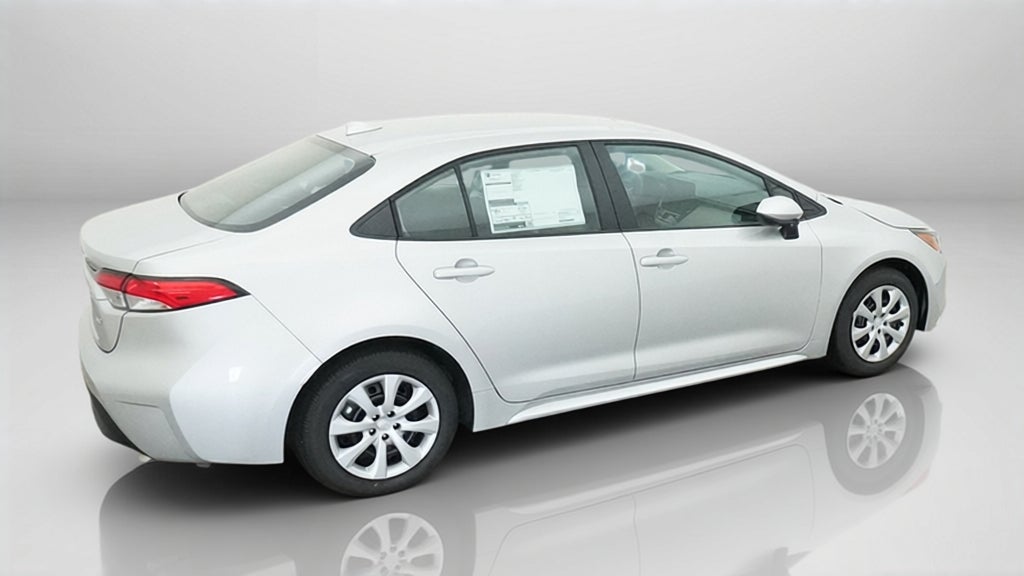 2027 Toyota Corolla LE