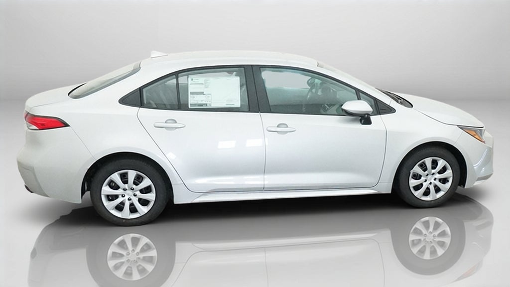 2027 Toyota Corolla LE