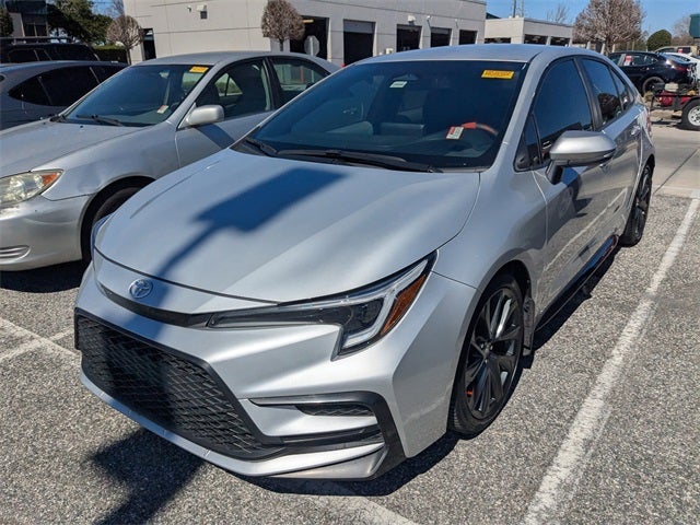 2024 Toyota COROLLA SE
