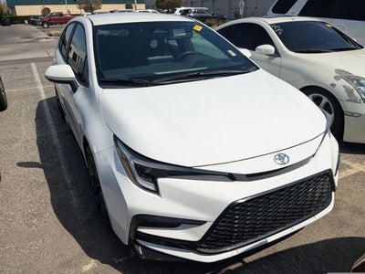 2025 Toyota COROLLA SE