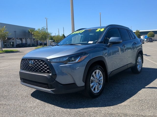 2024 Toyota Corolla Cross LE