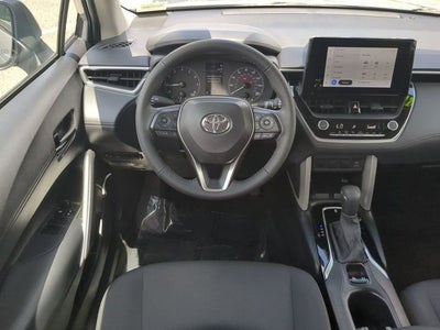 2024 Toyota Corolla Cross LE