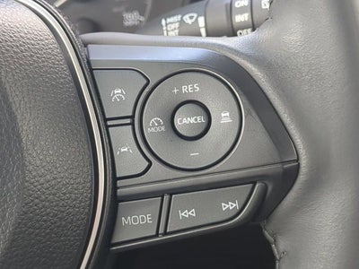 2024 Toyota Corolla Cross LE