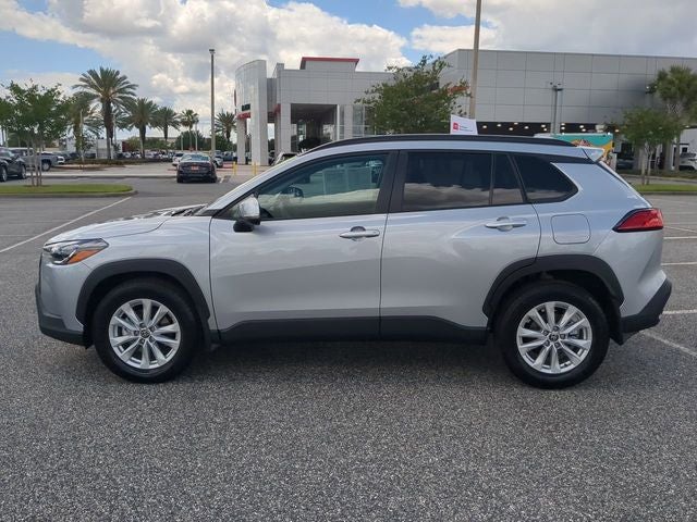 2024 Toyota Corolla Cross LE