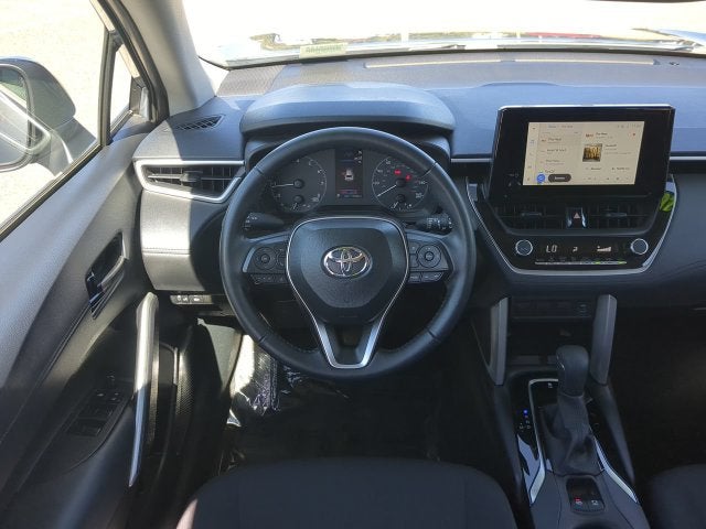 2025 Toyota Corolla Cross LE