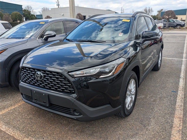 2025 Toyota Corolla Cross LE