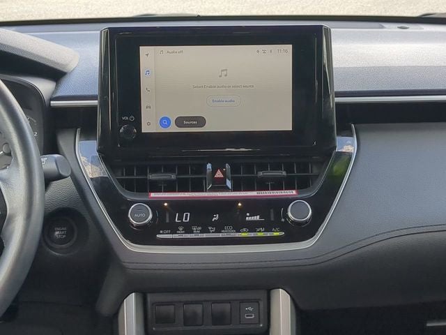 2024 Toyota Corolla Cross LE