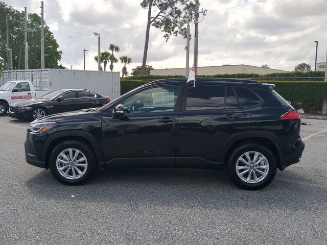 2024 Toyota Corolla Cross LE