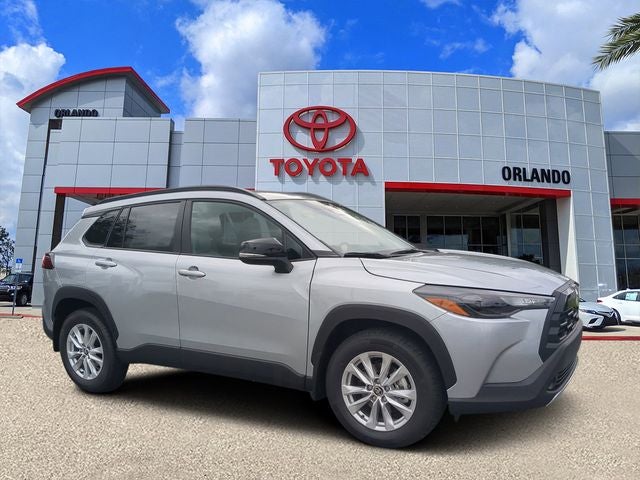 2026 Toyota Corolla Cross LE