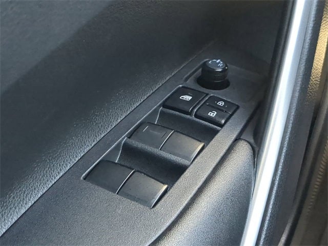 2023 Toyota COROLLA CROSS HV Hybrid SE