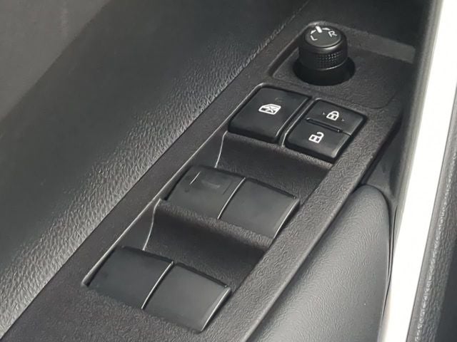 2026 Toyota Corolla Cross Hybrid SE
