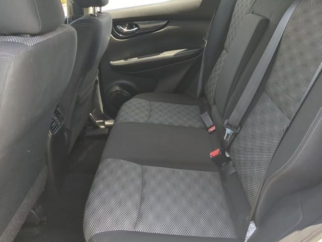 2017 Nissan Rogue Sport SV