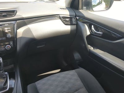 2017 Nissan Rogue Sport SV