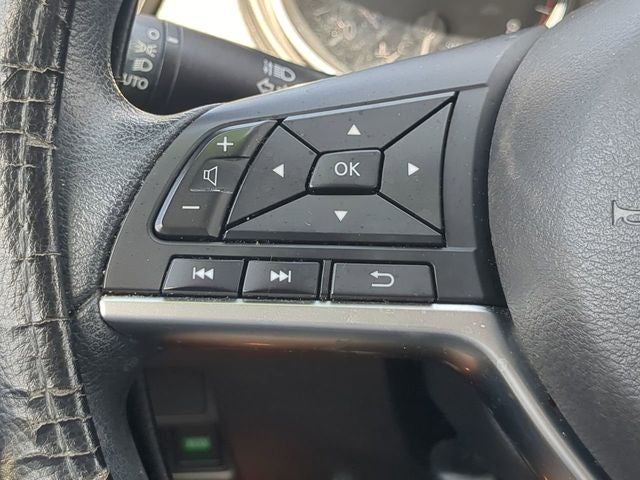 2017 Nissan Rogue Sport SV