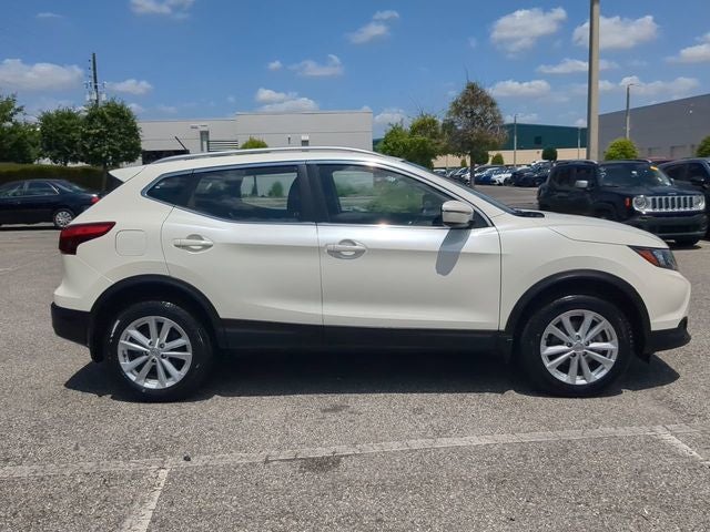 2017 Nissan Rogue Sport SV