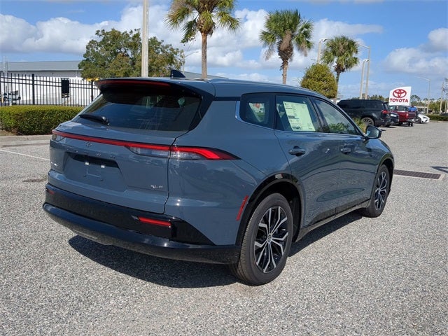 2026 Toyota Toyota Crown Signia XLE