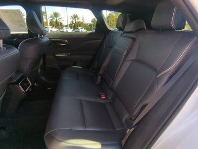 2025 Toyota Toyota Crown Signia Limited