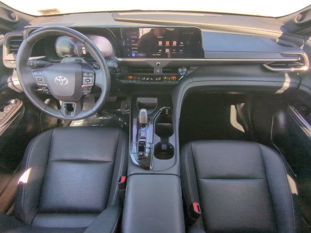 2025 Toyota Toyota Crown Signia Limited