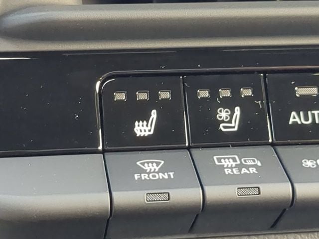 2026 Toyota Toyota Crown Signia XLE